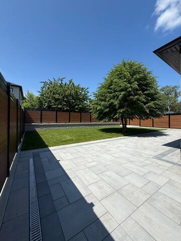 Noir & Nest gallery image 4