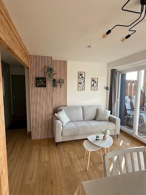 Popular Airbnb listing: Apartment + terrace with exceptional view.1 in Gérardmer