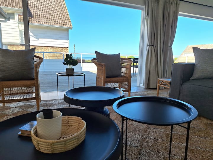 Oceanfront Oasis | Solar | Pool - Port Alfred