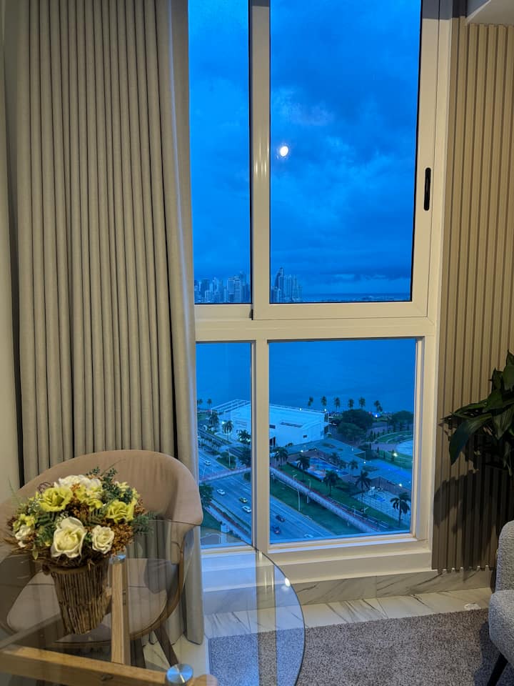 Ocean View Stay · Rooftop & Pool Panama City. - Panama City