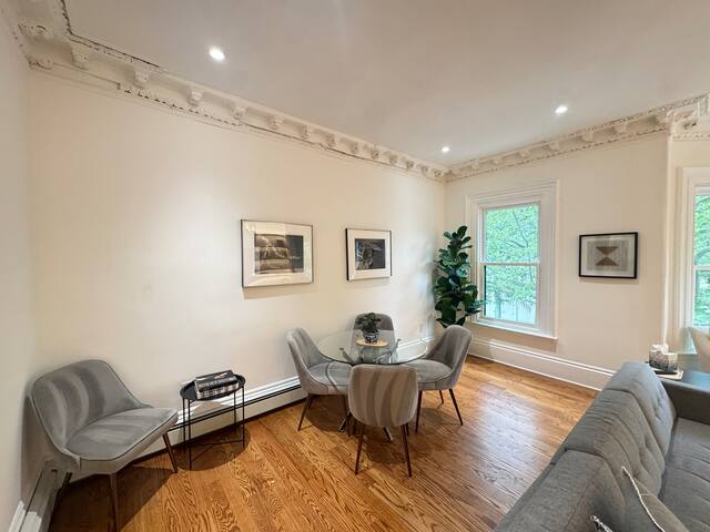 5-story Luxury Boston Brownstone gallery image 3