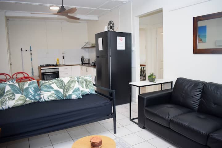 (S6) - Affordable - Self Check In - Sleeps Up To 5 - Cairns