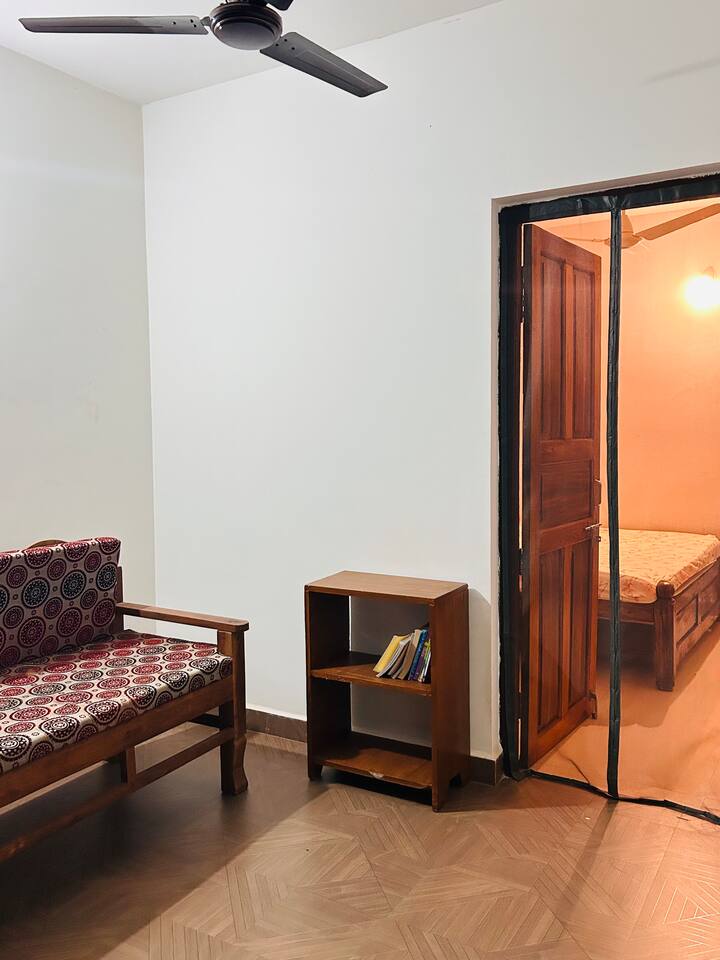 Living room image 6
