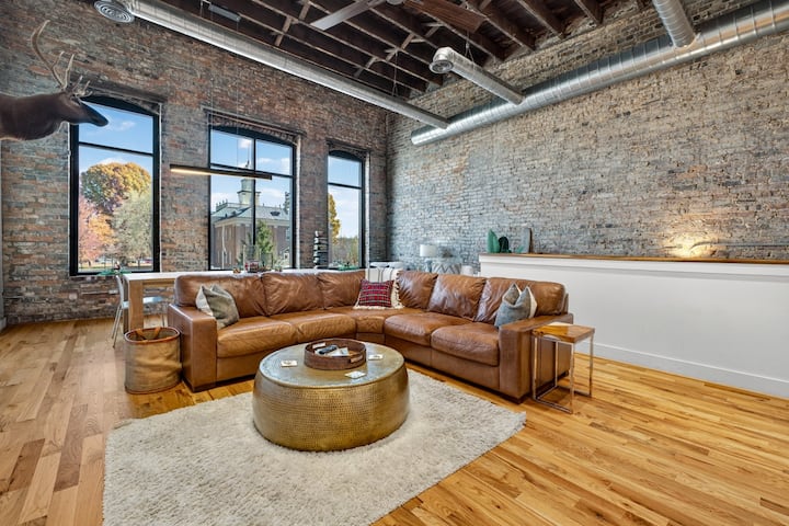 Luxury Loft DWTN | Whiskey Trail + River + Lake