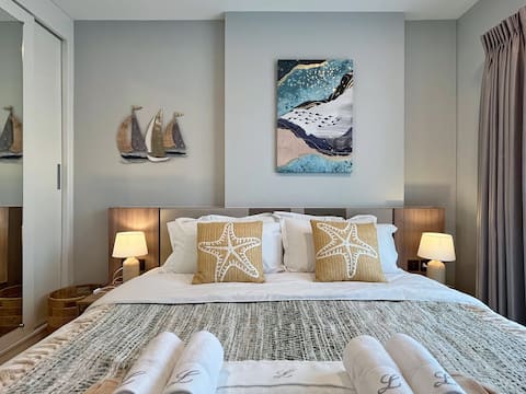 Astra Sky/Easy Ocean Breeze/Comfortable Soft Bed/3 Bedrooms 2 Bathrooms for 5 People