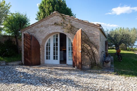 Mondomini - Charming cottage with view on the sea