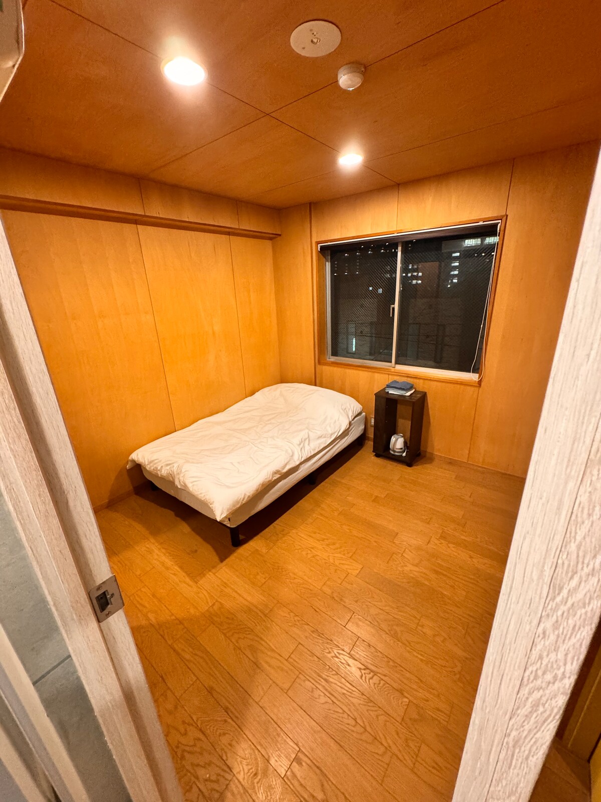 セミダブルベッド１台・最大２名・１２㎡・木場駅から徒歩９分・Wi-Fi・好立地・江東区・飲食店多数 - 借りられる一軒家 - 江東区、東京都、日本 -  Airbnb