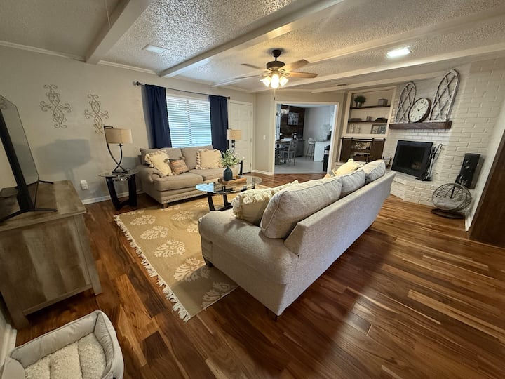 Cozy Cul-de-sac•4 Bed•2 Bath - Amarillo