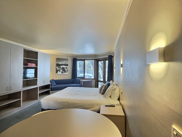 Alpine Getaways managed Airbnb listing 1