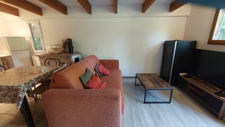Cabanon Dans La Nature Avec Piscine - Provence-Alpes-Côte d'Azur
