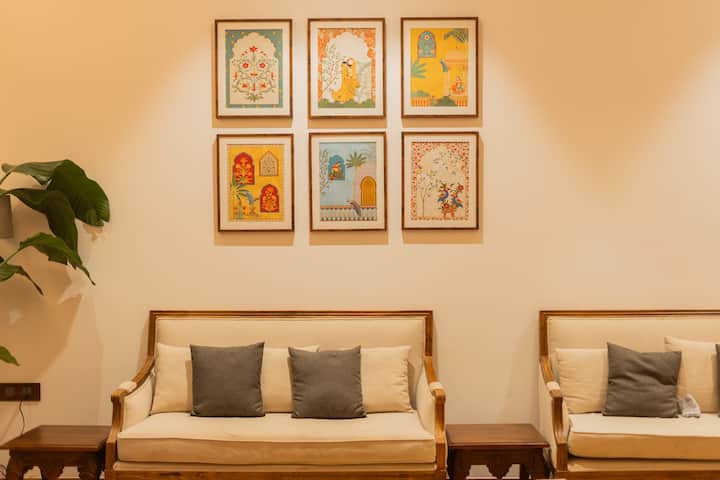Living room image 6