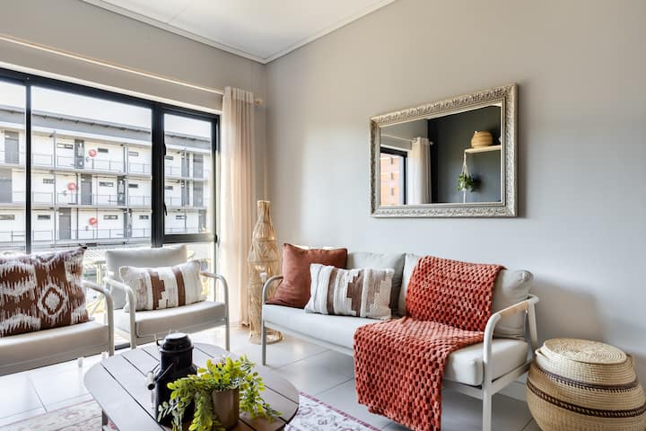 Chawal Stays @ Green Valley | Stylish & Secure - Mbombela