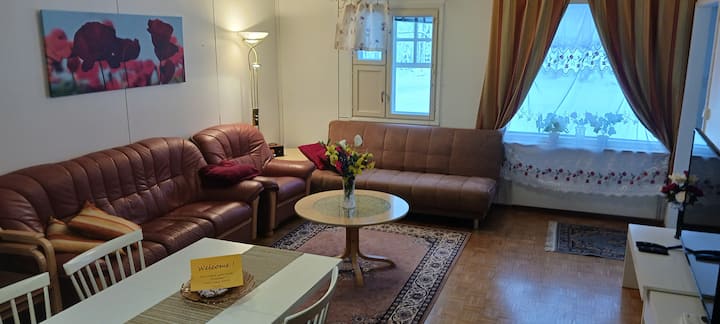 Family Deluxe. Queensize Bed. Spacious 60m2 House. - Savonlinna