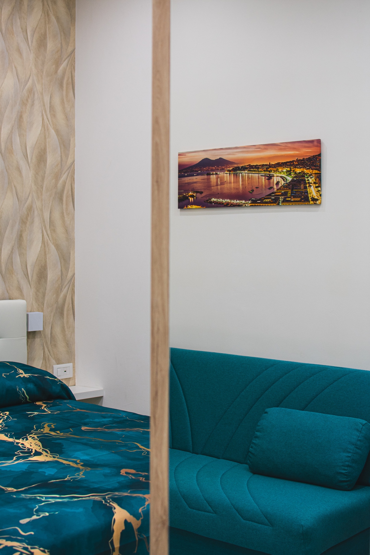 Annonce Airbnb populaire: Toledo Living - Centro / WiFi / Metro / Bed à Campania