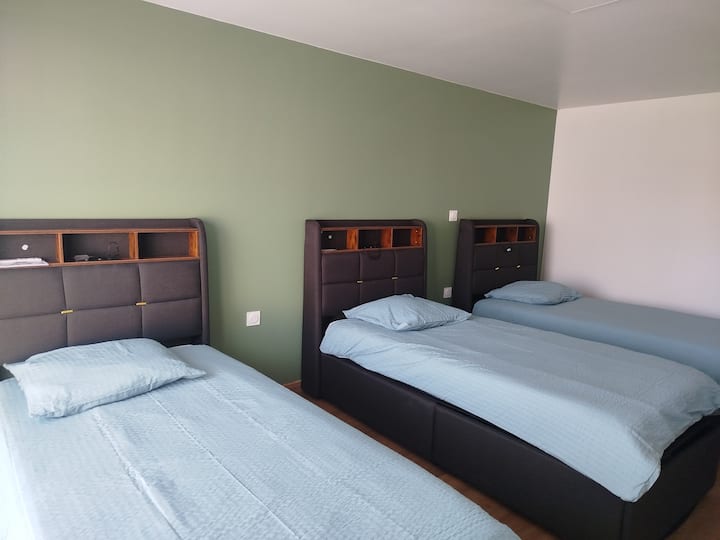 საძინებელი 4