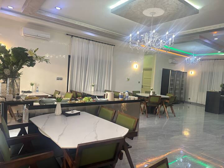 Easyhome Premiun Double Room With Balcony (102) - Brazzaville