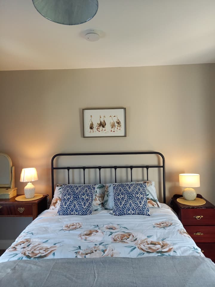 საძინებელი 1