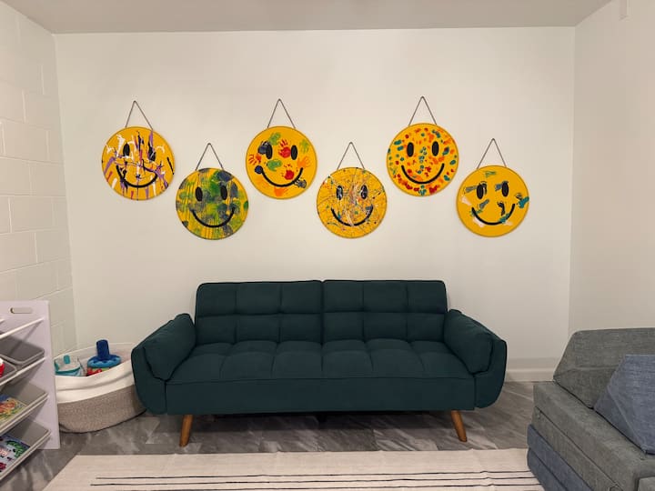 Igraonica (dječja) s kaučom na razvlačenje (dvostruka veličina).