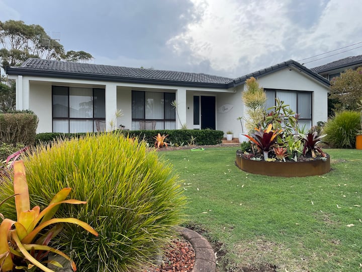 Ohana Beachside Bungalow - Mollymook
