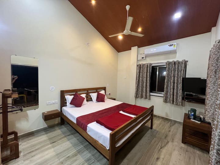 Classic Vilas - Bungalow Stay! - Malvan