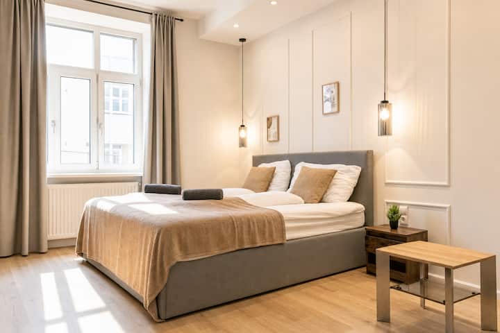 Vienna Meidling District | Studio Apt. W/ Tv, Wifi - Vienna