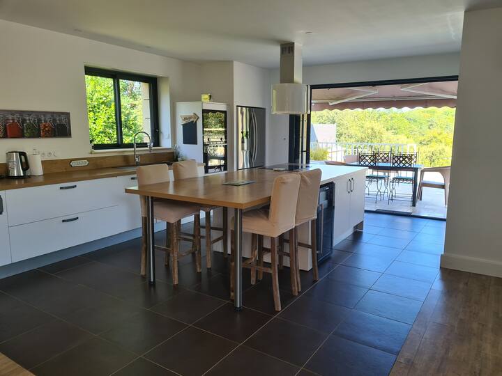 Villa En Pierre- Piscine & Clim - Vue Panoramique - Les Eyzies-de-Tayac-Sireuil