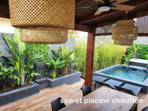 Villa Bali pool jacuzzi
