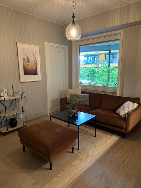 Modern, central apartment 11 min train to Oslo S