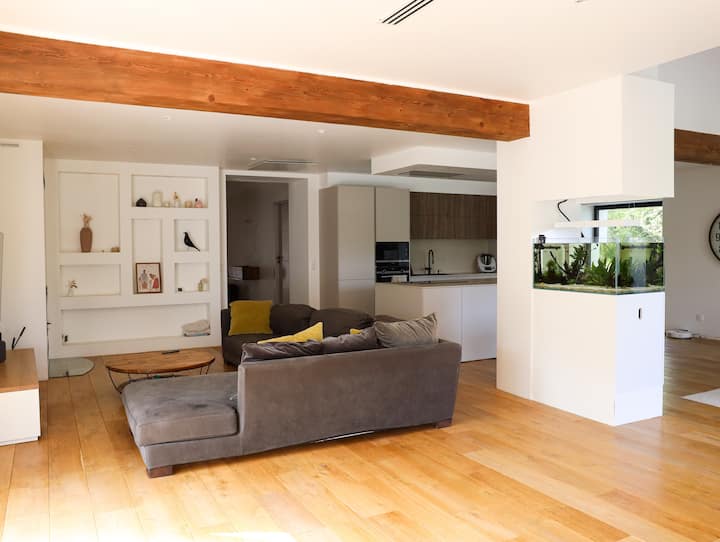 Au Vert, Grande Maison Rénovée - Urt