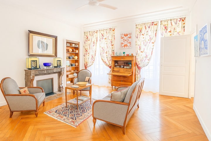 Dijon Historique · Appartement éLégant Et Raffiné - Dijon