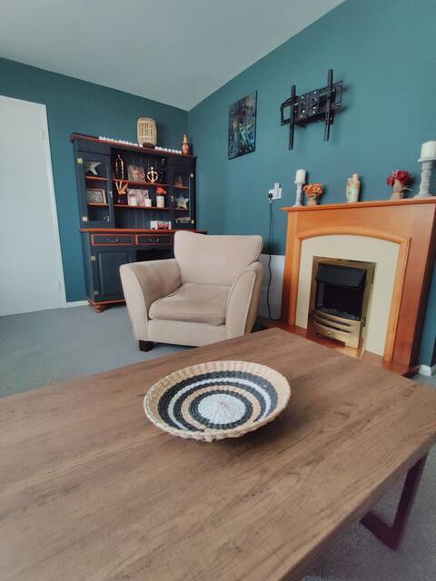 Top performing Airbnb: Cosy & Charming 2 Bed Hideaway in Mansfield