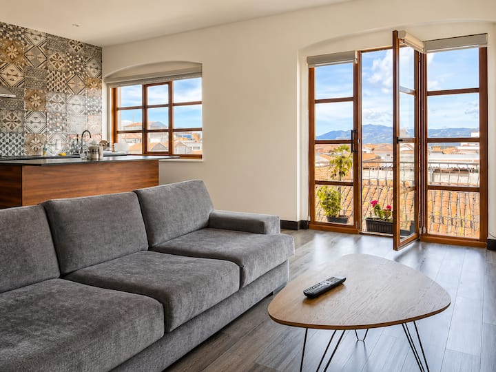 Top Colonial Suite Cathedral 4a - Cuenca