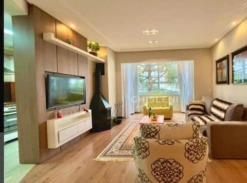 Top Airbnb: 2 suites| beautiful apartment| near Rua Coberta em Gramado