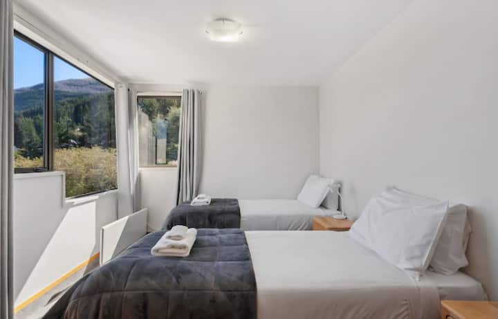 საძინებელი 2