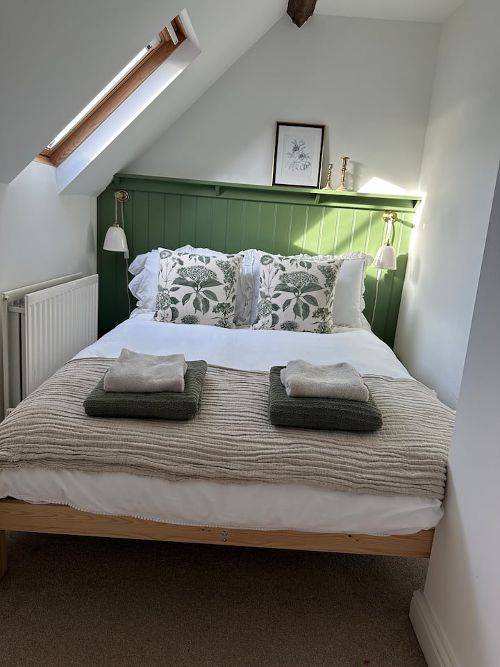 غرفة النوم 2