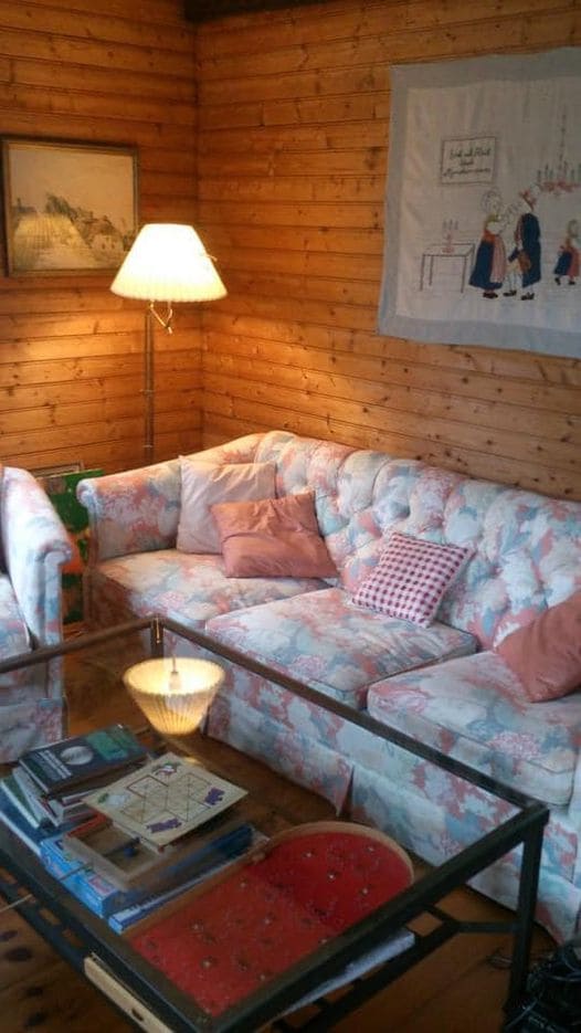 Converted barn house 1 h south of city
