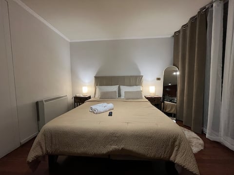 Top performing Airbnb: Apartment with heating, Wi-Fi + parking. in Macul