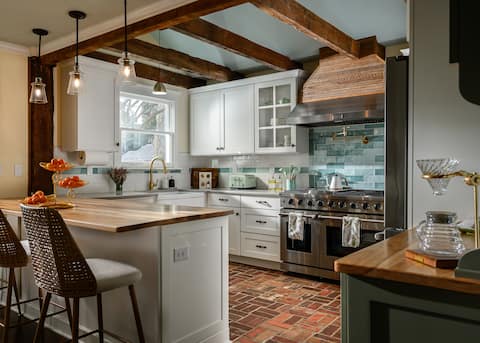 1800’s Home | Historic Edenton | 3BR