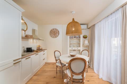 City Pearl Apartment Rea
