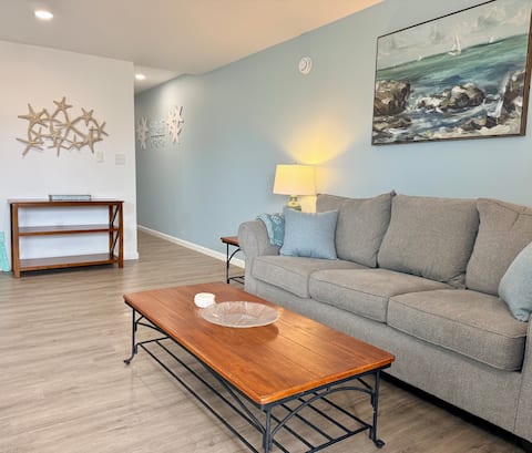 Successful Airbnb property: Centrally Located & Remodeled! Close to Beach! in Maryland