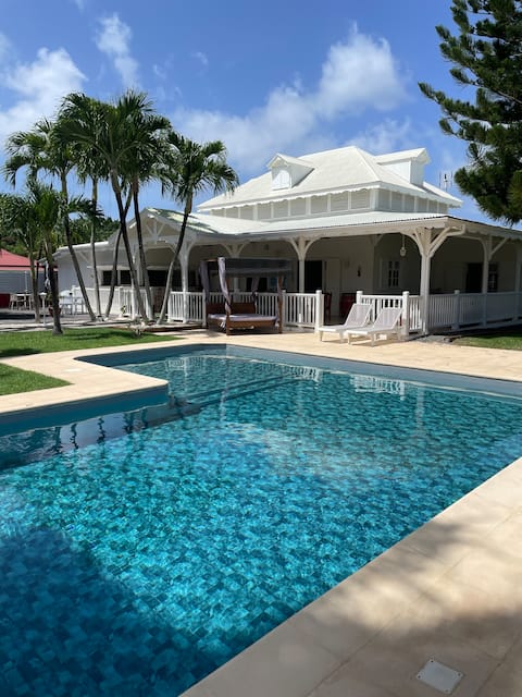 St François - Luxury Villa – Pool, Jacuzzi