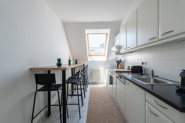 Wunderschöne Wohnung Im Altbaustil - Bécs