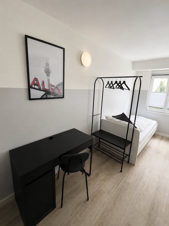1-zimmer-studio Mit Küche & Bad - Berlin