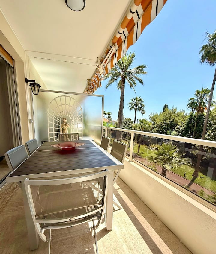 Marilyn Beach — Vue Mer, Terrasse & Garage Privé - French Riviera