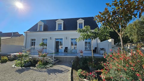 200 m² family home, Loire Valley.