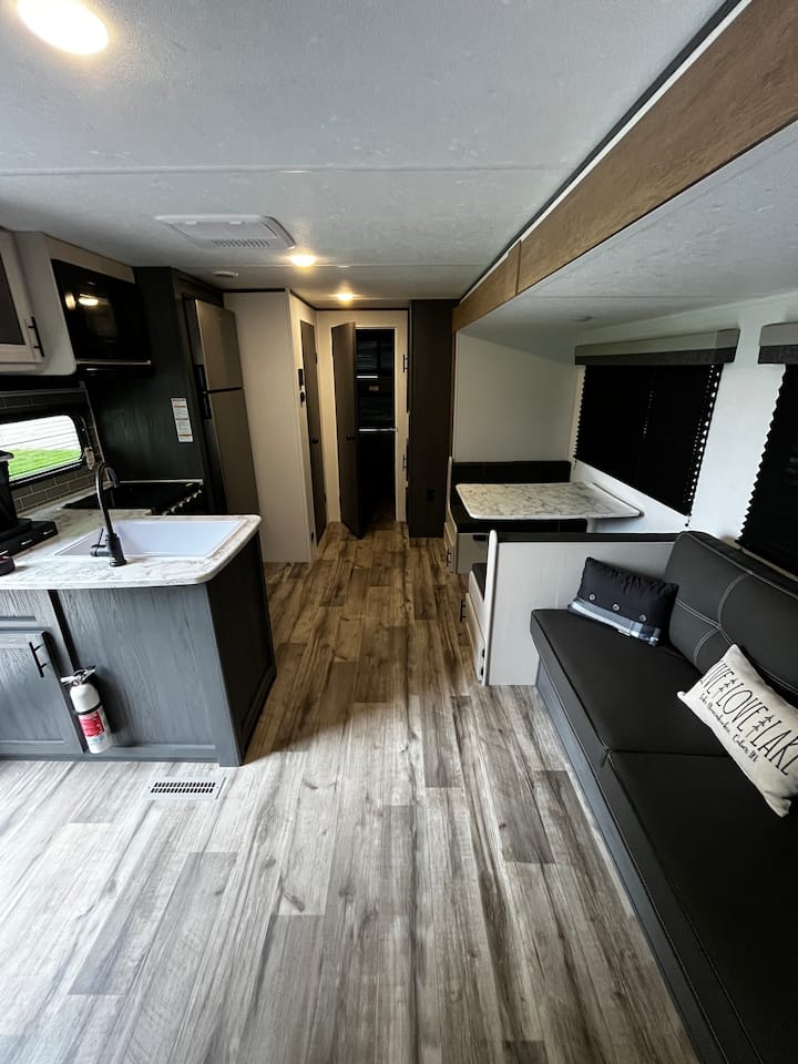 Family Glamping Adventure - Lake Maxinkuckee, IN