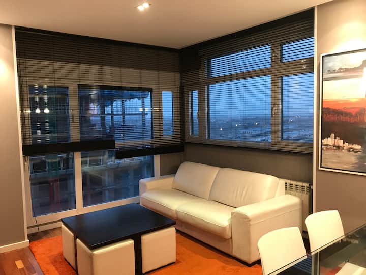Superb Apartment With Spectacular Views - Madrid