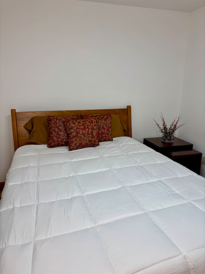 საძინებელი 4