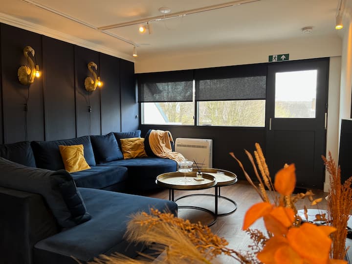 Hoogwaardig En Luxe Appartement Met 2 Slaapkamers. - Lommel