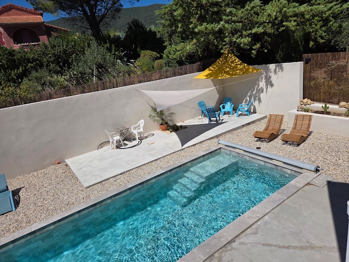 Villa Lumineuse Avec Piscine - Nyons